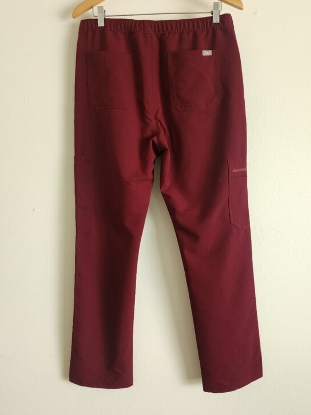 Figs Set Burgundy Mens Leon Scrub Top & Cairo Straught Leg Scrub Pant Size Med - Picture 14 of 16